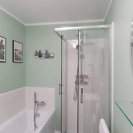 Mieszkanie Z 2 Sypialniami I Pokojem Gier